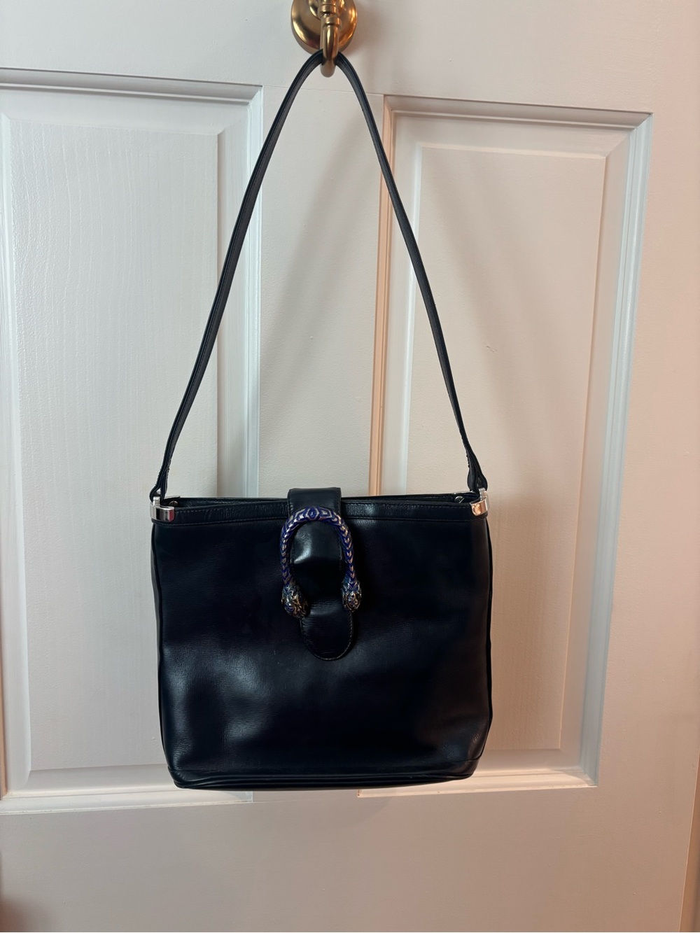 Gucci Black Leather Shoulder Bag with Blue-Accented Horsebit